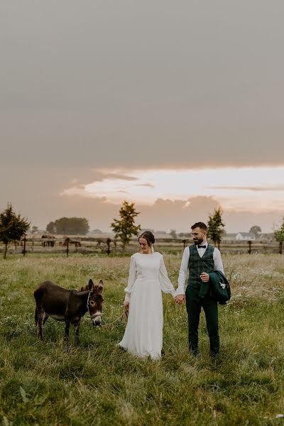 Fotógrafo de casamento Magdalena Kleszczyńska (emframes). Foto de 23 de setembro 2021