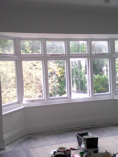 A job for a customer 30 years standing , these windows were in a bad way but were cleaned and prepared before priming and 2 coats . They look like new , proud to put my name to this 