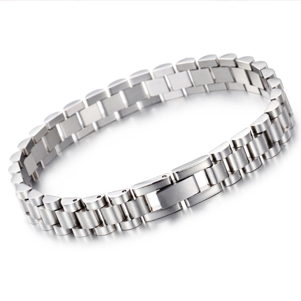 Herenarmband met titanium stalen band, persoonlijkheid. Stijlvol en duurzaam accessoire. Perfect om je eigen stijl te accentueren.