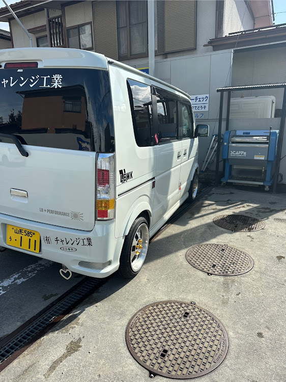 エブリイワゴンのコラボ⁉️・夏タイヤに交換・ホイール交換・お洒落は足元からに関するカスタム事例の投稿画像3枚目