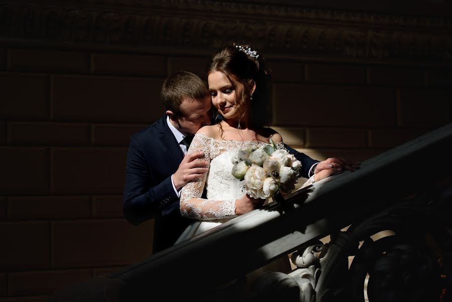 Fotógrafo de bodas Konstantin Gurkin (koostyn). Foto del 8 de septiembre 2017