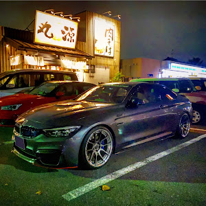 M4 クーペ