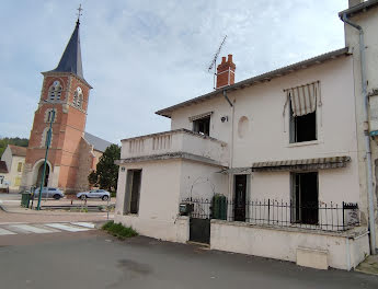 maison à Saint-Yorre (03)