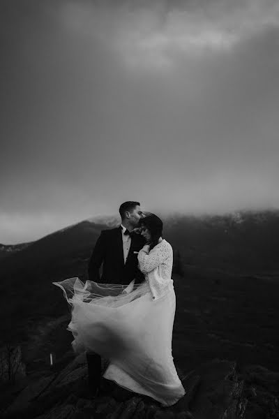 Fotografo di matrimoni Rafał Nawojski (rafalnawojski). Foto del 28 novembre 2020