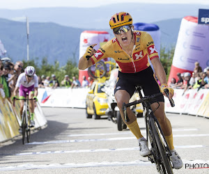 📷 Tobias Halland Johannessen houdt een handvol seconden over om Ronde van de Toekomst te winnen