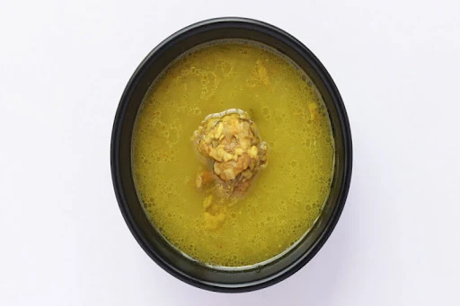 Chicken Aalni Soup