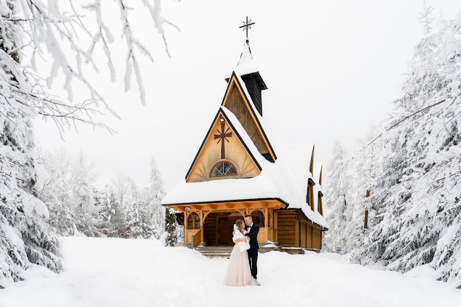 Fotógrafo de casamento Marcin Zięba (ziebamarcin). Foto de 2 de fevereiro 2023