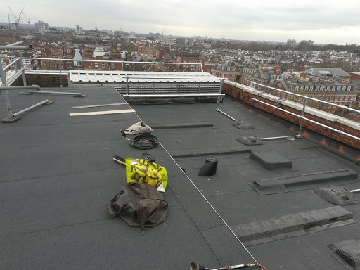 New flat felt roof-industrial