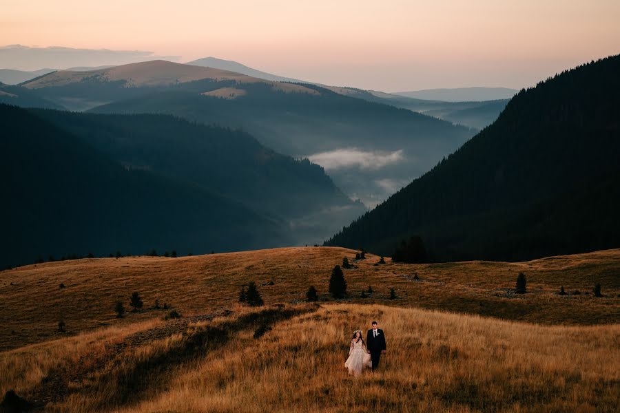 Svatební fotograf Adina Vulpe (jadoris). Fotografie z 4.září 2019