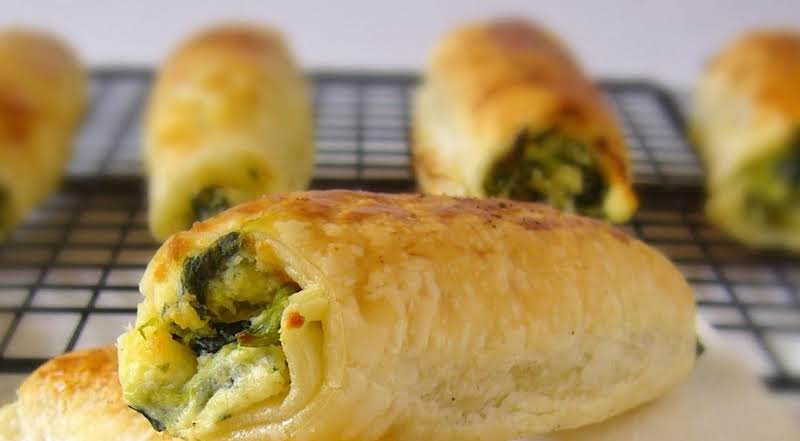 Spinich, Ricotta And Feta Rolls