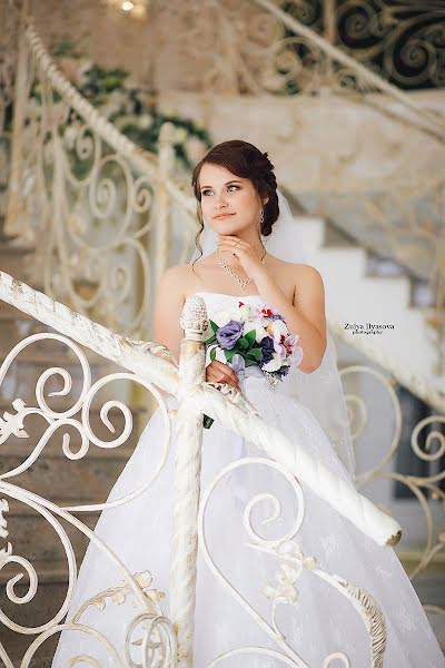 Wedding photographer Zulya Ilyasova (fotozu). Photo of 17 June 2016