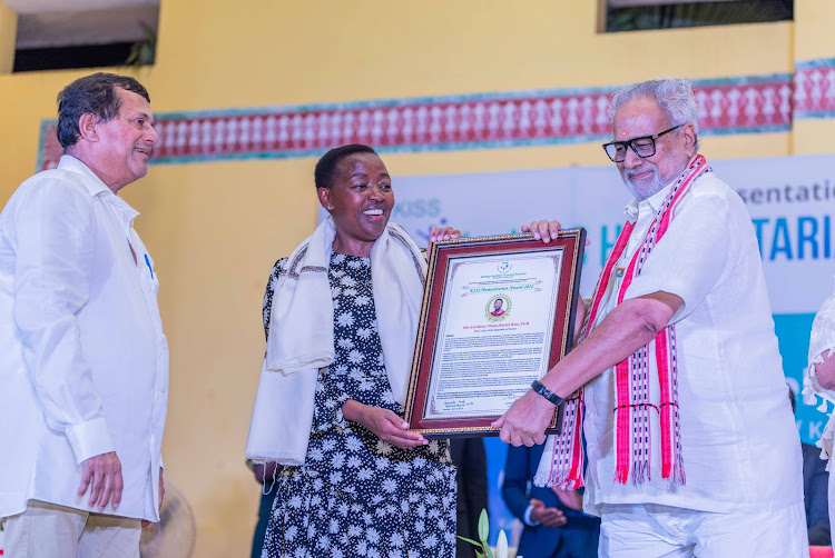 First Lady Rachel Ruto was on Saturday awarded with the prestigious KISS Humanitarian Award at Kalinga Institute of Social Sciences in Bhubaneswar, India.