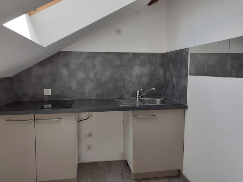 Location  appartement 1 pièce 14.57 m² à Nancy (54000), 400 €