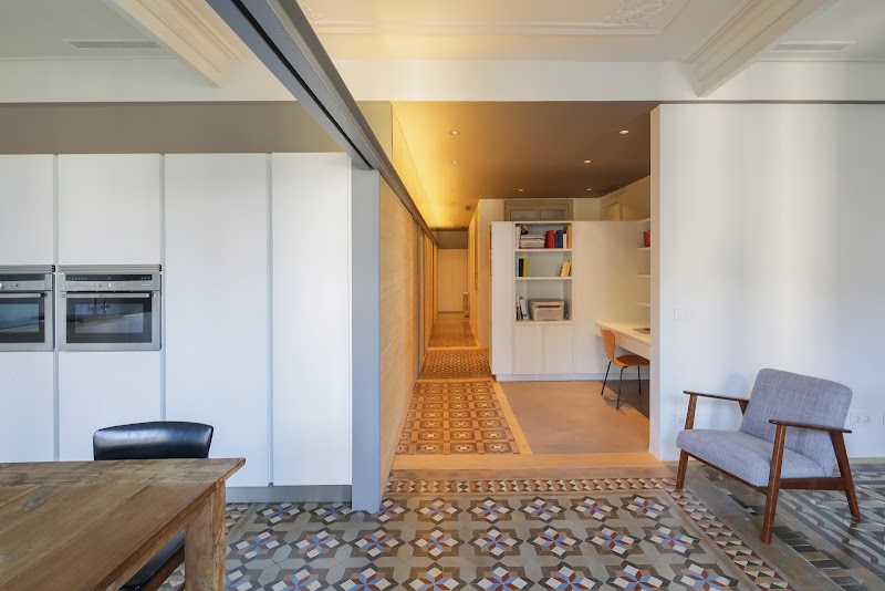 Vivienda luminosa en Barcelona - Traç Cuines / Nook Architects