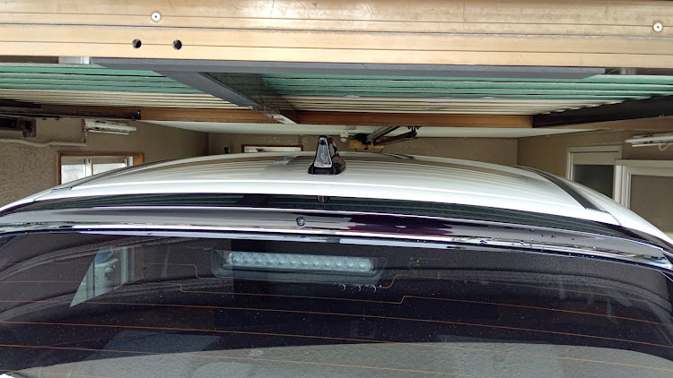 オデッセイの天井がり・駐車場狭い・洗車ができないに関するカスタム事例の投稿画像3枚目