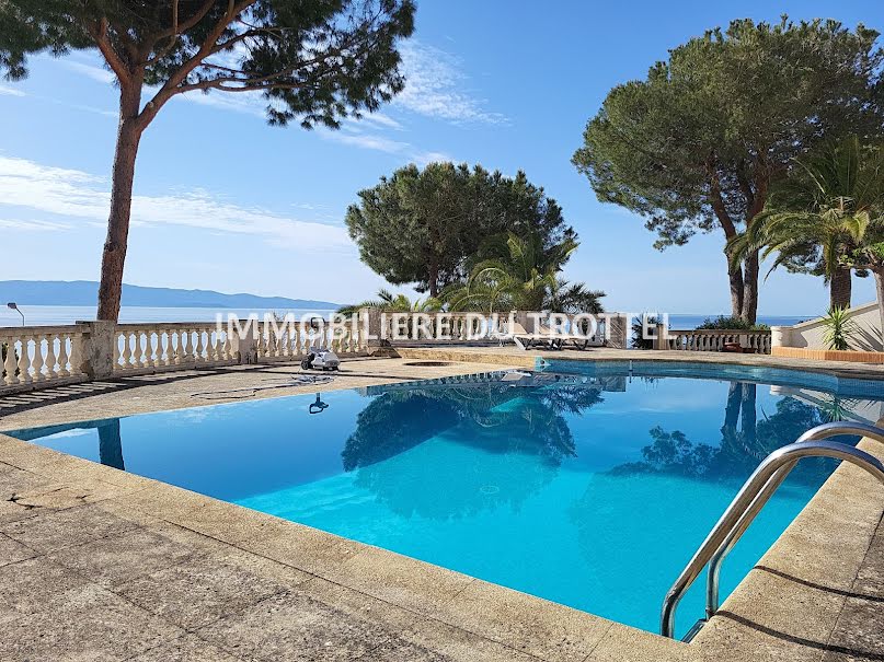 Vente villa 13 pièces 398 m² à Ajaccio (20000), 2 884 000 €