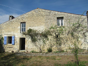 maison à Saint-Séverin-sur-Boutonne (17)