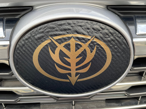 Rav4 Axah54のzeonictoyota ジーク ジオン フロントエンブレムフィルム 目立ってナンボ に関するカスタム メンテナンスの投稿画像 車のカスタム情報はcartune