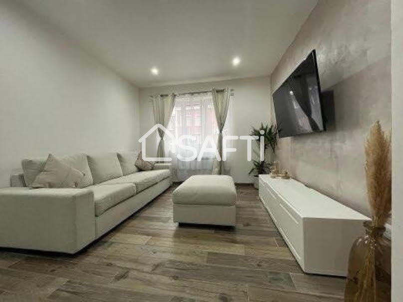 Vente maison 5 pièces 105 m² à Dechy (59187), 155 000 €