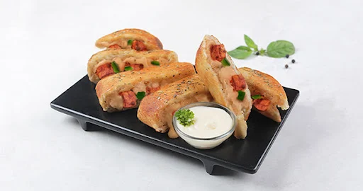Paneer Peri Peri Stuffed Garlic Breadsticks + Cheesy Dip [FREE]