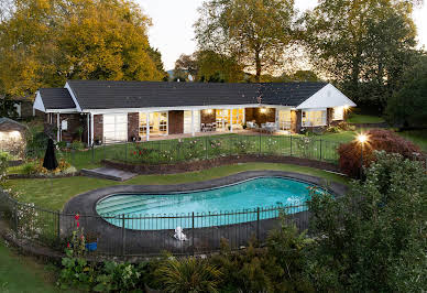 House with garden and terrace 1