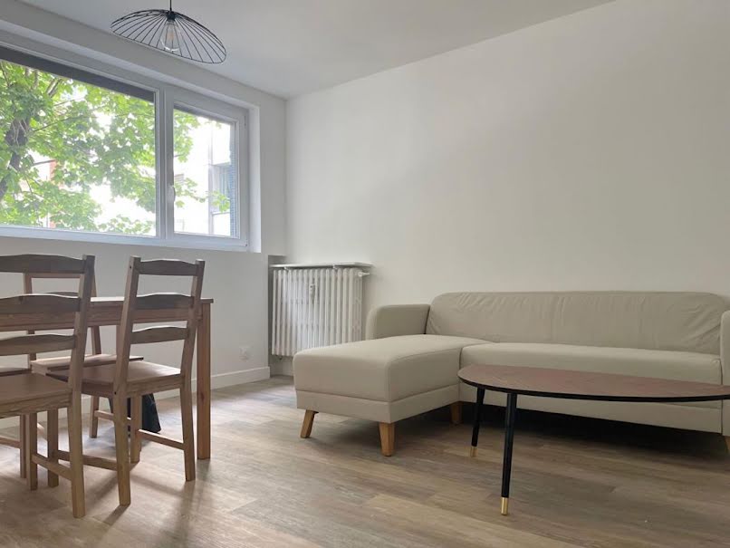 Location meublée appartement 2 pièces 37 m² à Paris 15ème (75015), 1 395 €