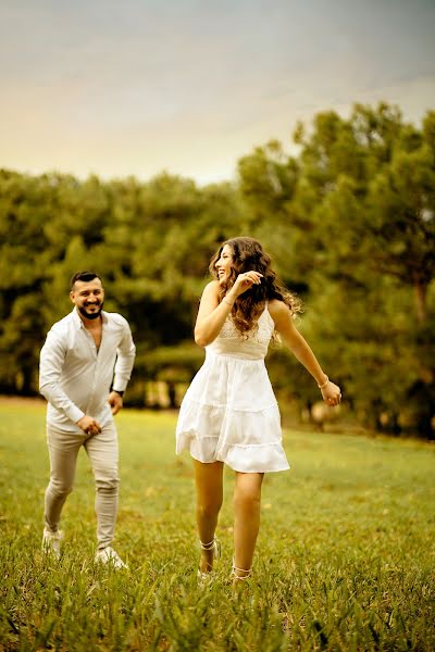 Fotógrafo de casamento Tolga Arslan (aurafotograf). Foto de 29 de janeiro 2022