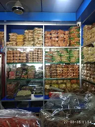 Sri Ganapathy Sweets & Bakery photo 3