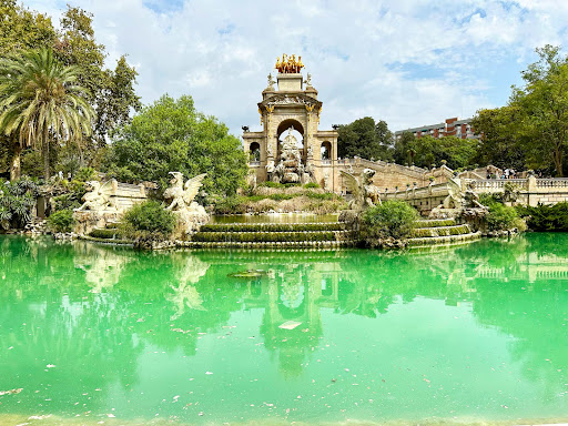 Parque-de-la-Ciutadella-1.jpg - The Parque de la Ciutadella is a park on the northeastern edge of Ciutat Vella, Barcelona.