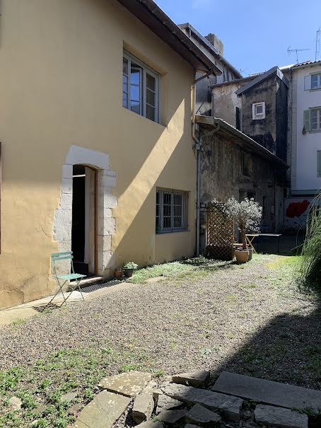 Vente terrain  300 m² à Bayonne (64100), 685 000 €