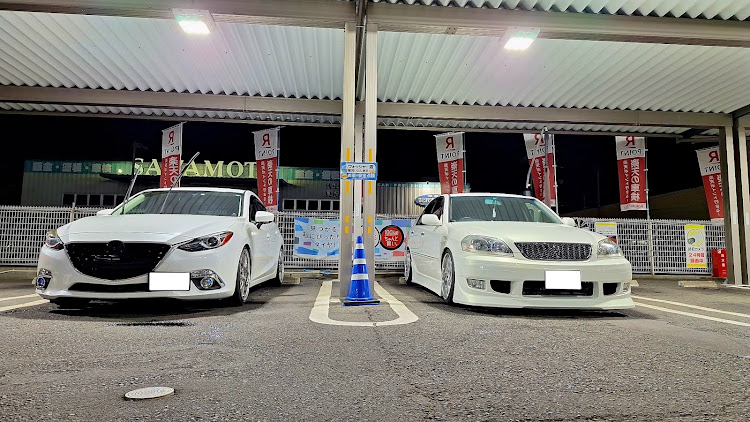 アクセラスポーツの夜洗車✨・涼しいけれど・蚊にさされて・かゆいに関するカスタム事例の投稿画像2枚目