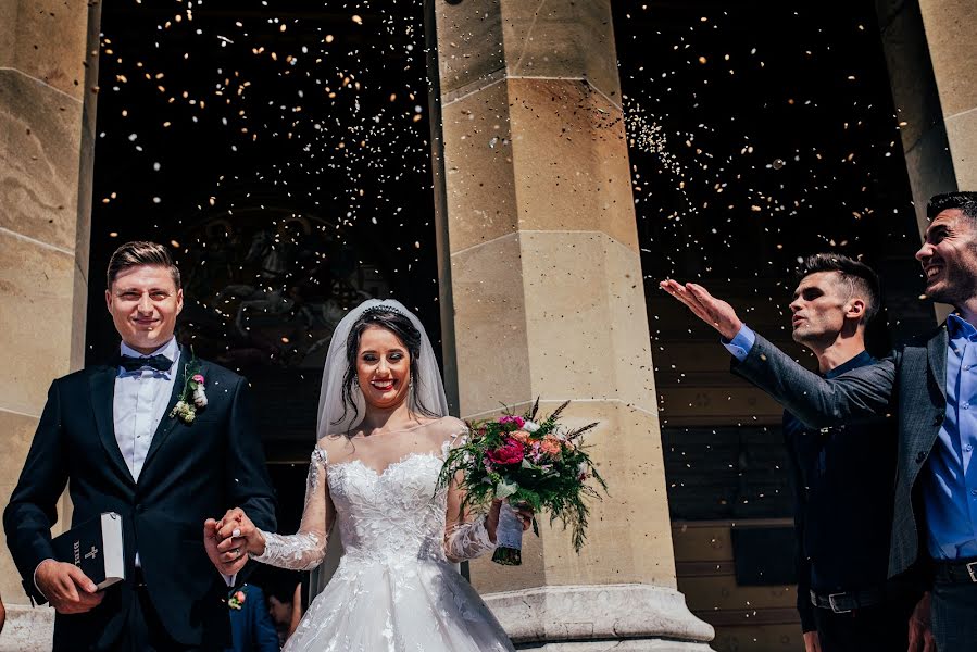 Fotógrafo de casamento Laurentiu Nica (laurentiunica). Foto de 2 de julho 2018