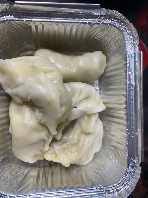 Chicken Steamed Momos [6 Pieces]