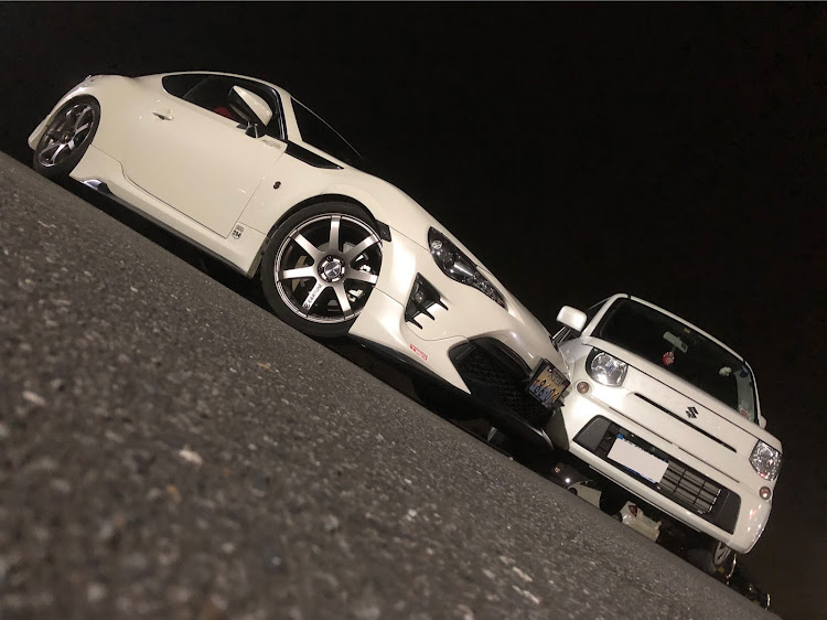 86の地べた撮り・mf33s・MRワゴン・愛車撮影・彼女の愛車に関するカスタム事例の投稿画像1枚目