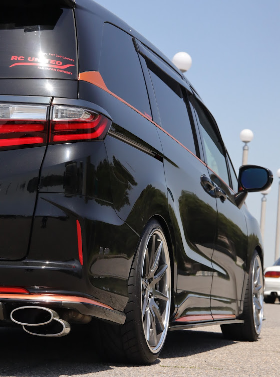 オデッセイのPickUpCars2025・泉大津フェニックス・ホイール交換・ボラスタ参加・気がつけば久々の投稿に関するカスタム事例の投稿画像4枚目