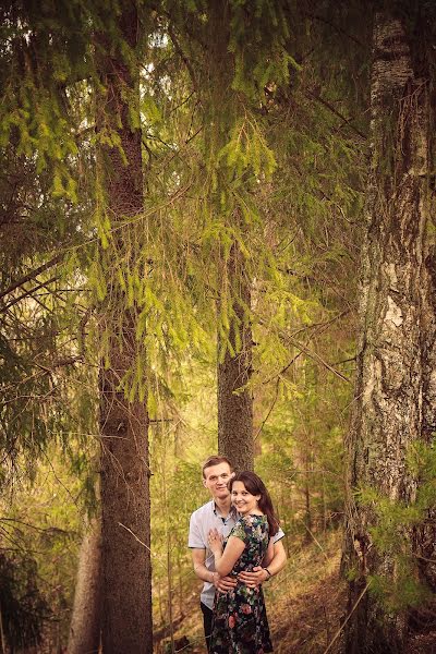 Fotografo di matrimoni Olga Sova (olgasova). Foto del 12 maggio 2015