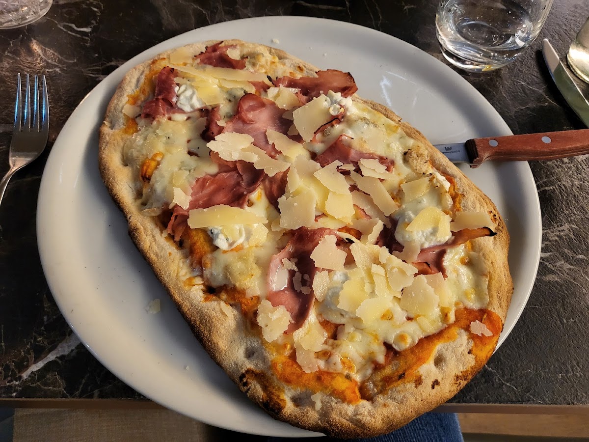 Gluten-Free Pizza at Del Padre