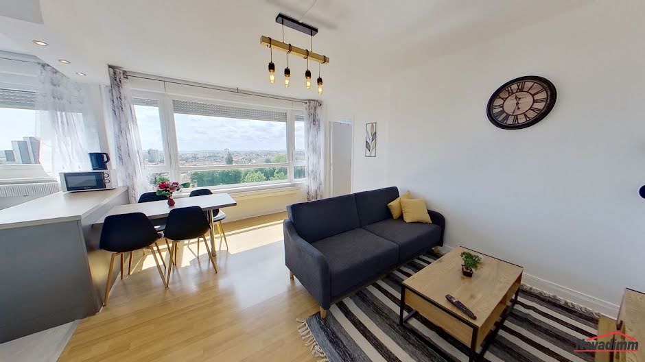 Location meublée appartement 4 pièces 66 m² à Nancy (54000), 1 140 €