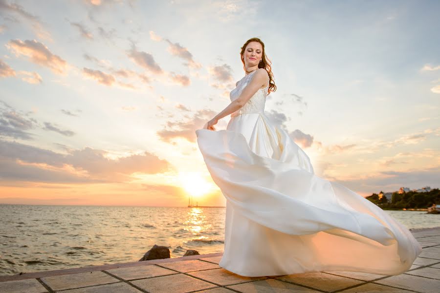 Fotógrafo de casamento Kyriakos Apostolidis (kyriakosapostoli). Foto de 14 de março