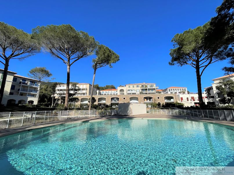 Vente appartement 2 pièces 51 m² à Cavalaire-sur-Mer (83240), 329 000 €