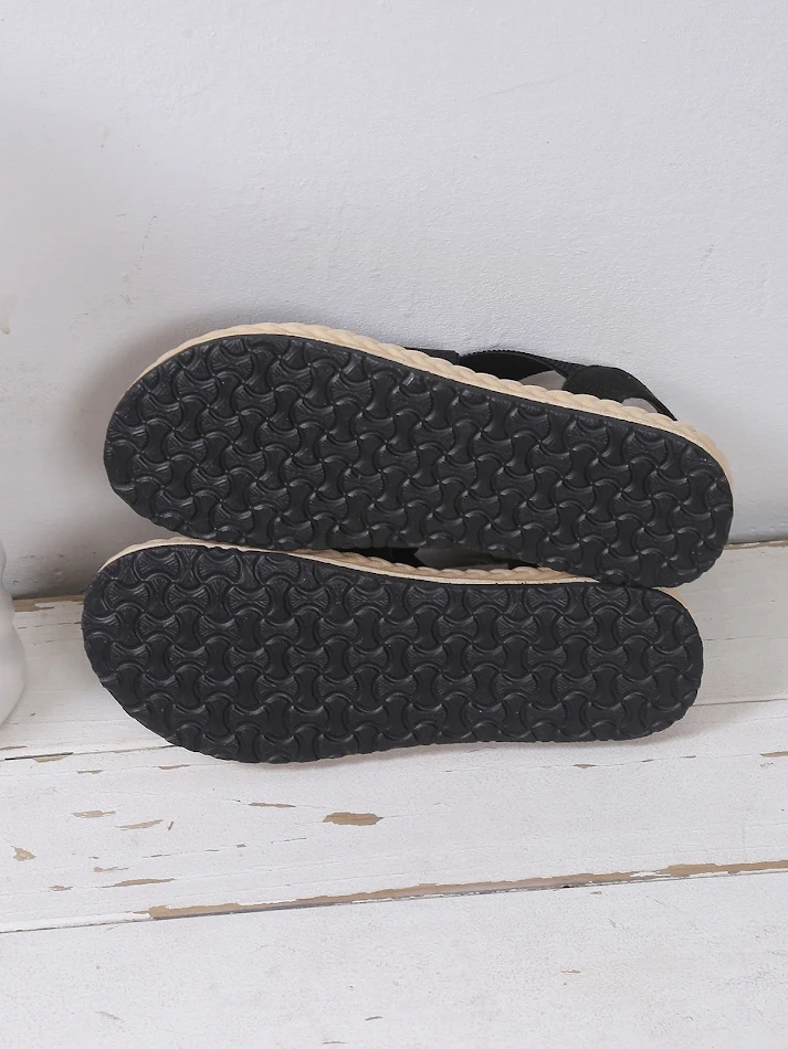 Flache Studenten Römerschuhe Weiche Sohle Kreuz Plus Size Bequeme Sandalen Ideal für Alltag und Freizeit Stil