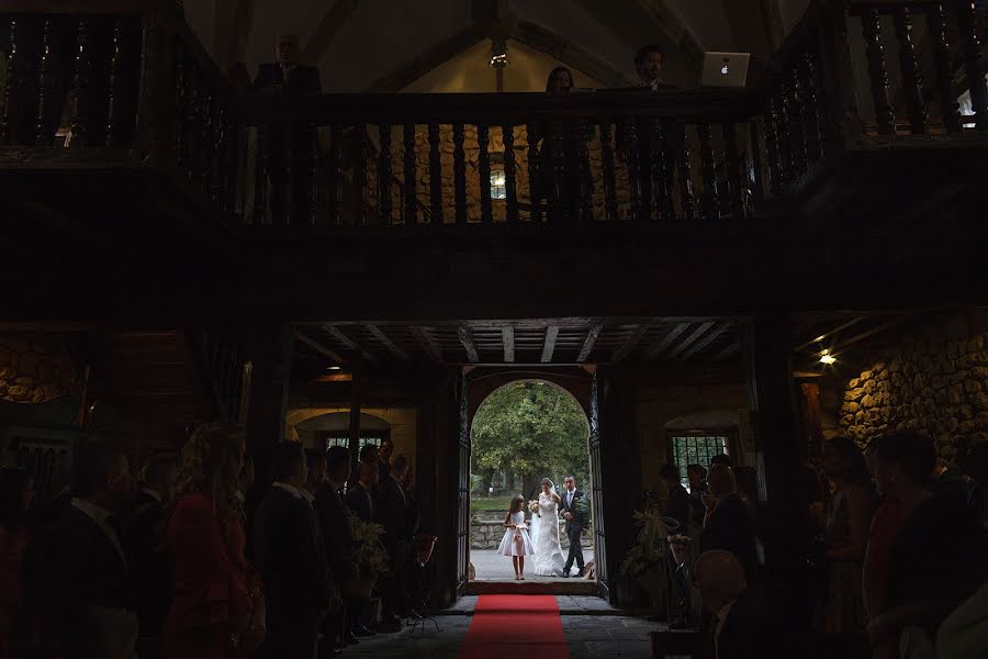 Fotografo di matrimoni Tony Limeres (limeres). Foto del 7 febbraio 2017