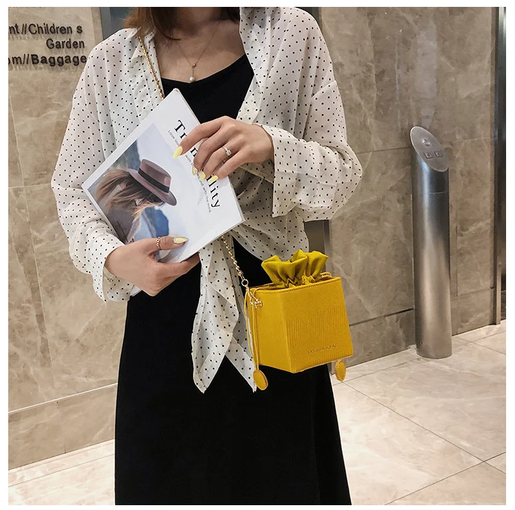 Nieuwe emmertas voor vrouwen. Perfect voor de borstkolf en accessoires. Stijlvol, praktisch en ideaal voor onderweg.