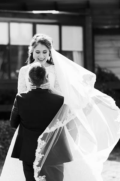 婚禮攝影師Elina Shumkova（ellina-sh）。2019 1月15日的照片
