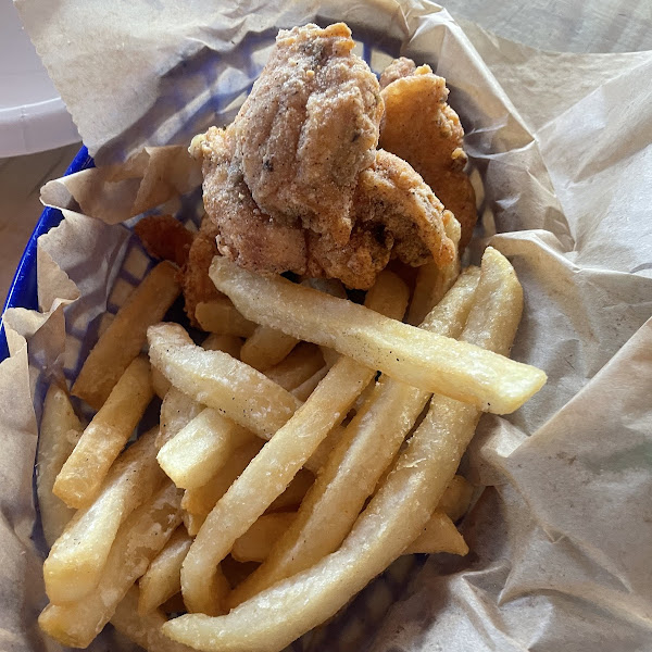 Chicken strip basket