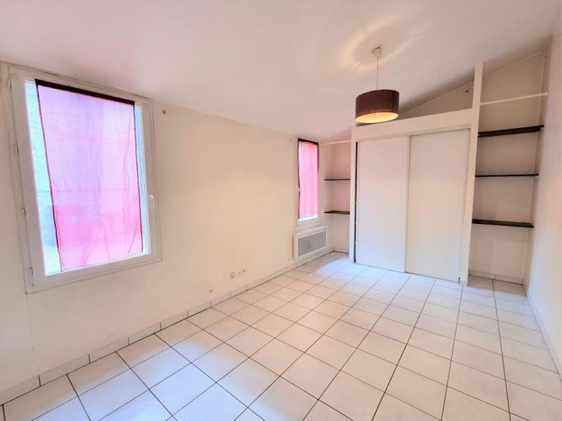 Location  appartement 1 pièce 28 m² à Albi (81000), 388 €