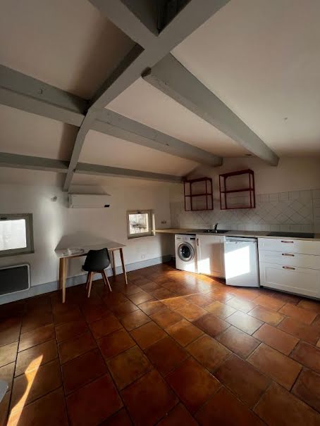 Location  appartement 2 pièces 38 m² à Nimes (30000), 570 €