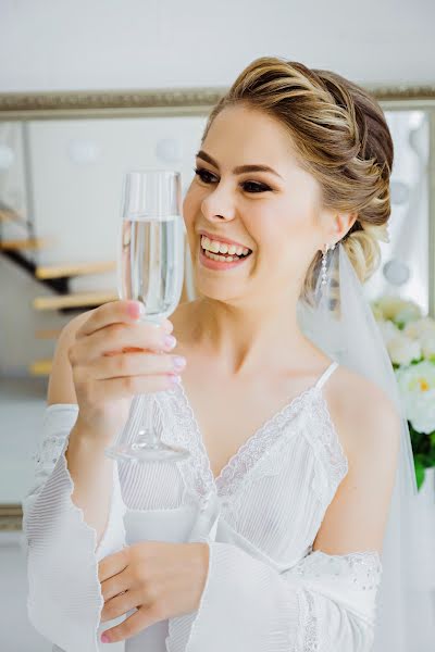Fotograful de nuntă Yuliya Spirova (spiro). Fotografia din 5 octombrie 2018