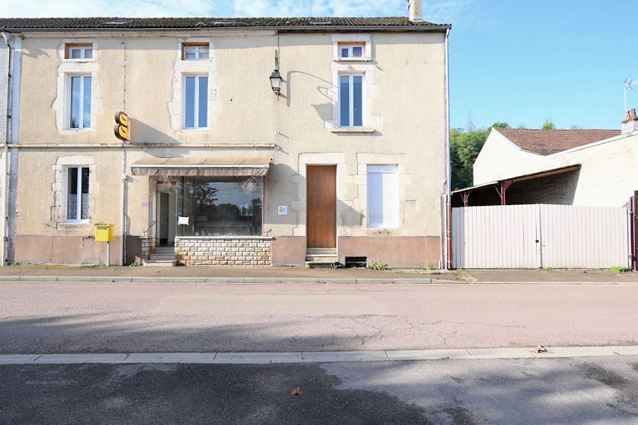 Vente maison 11 pièces 250 m² à Montbard (21500), 182 000 €