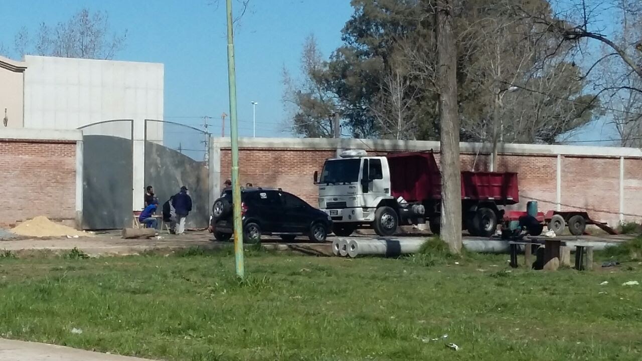 El corte que hicieron los vecinos a comienzos de septiembre en la puerta de la subestación.